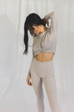 Taryn Set in Dove Gray